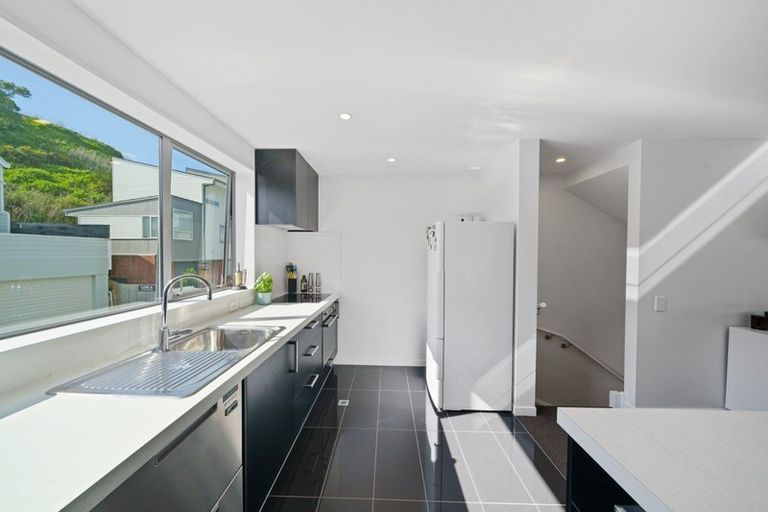 Photo of property in 24u4 Princess Terrace, Newtown, Wellington, 6021