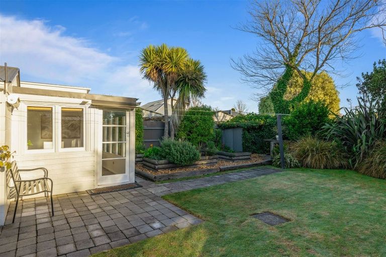 Photo of property in 99 Knowles Street, St Albans, Christchurch, 8052