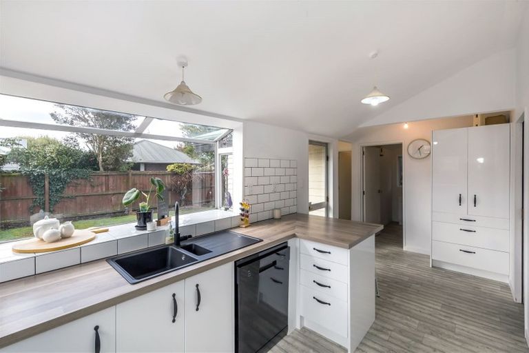 Photo of property in 26 Wilson Street, Islington, Christchurch, 8042