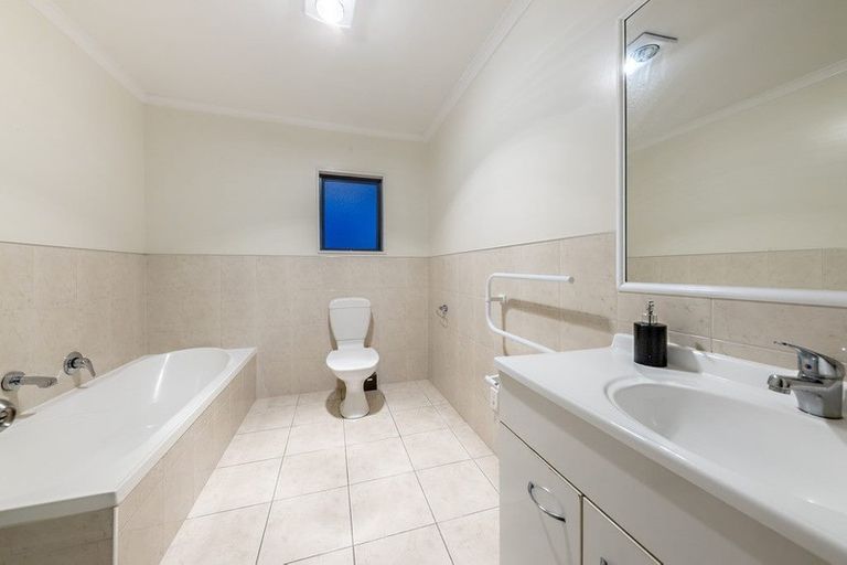 Photo of property in 33a Fitzroy Street, Papatoetoe, Auckland, 2104