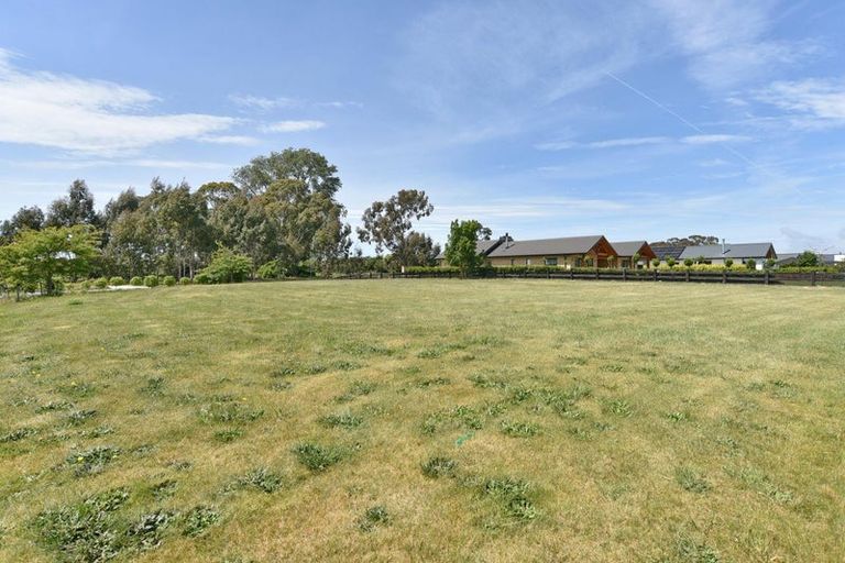 Photo of property in 2 Atkinsons Lane, Pegasus, 7612