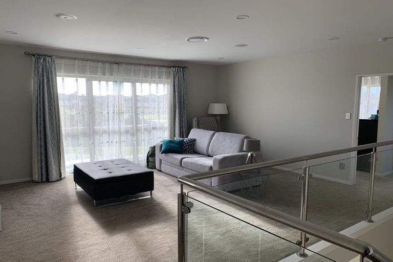 Photo of property in 1 Castlebane Drive, Flat Bush, Auckland, 2019