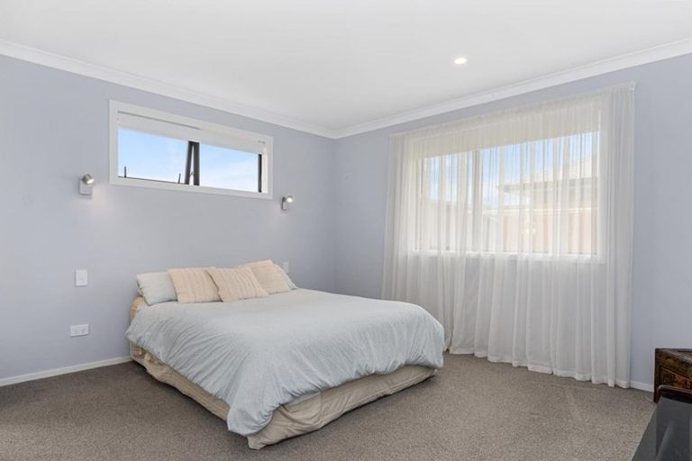 Photo of property in 16 Macloughlin Drive, Te Puke, 3119