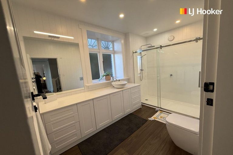 Photo of property in 104 Forbury Road, Saint Clair, Dunedin, 9012