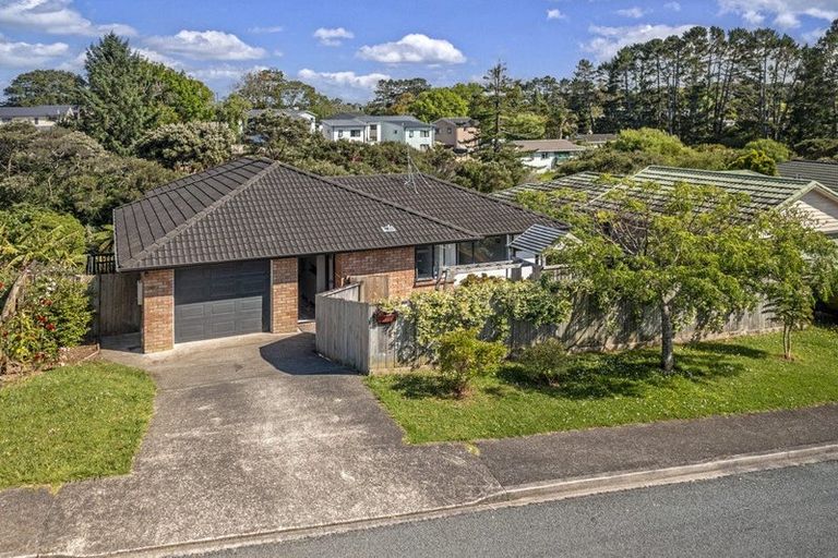 Photo of property in 35 Jadewynn Drive, Massey, Auckland, 0614