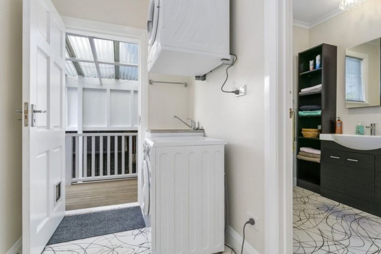 Photo of property in 165 Taylor Street, Cambridge, 3434