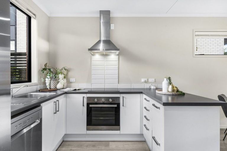 Photo of property in 229 Hobsonville Point Road, Hobsonville, Auckland, 0616