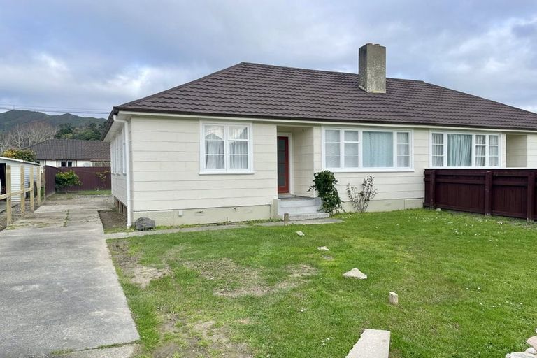 Photo of property in 211 Cambridge Terrace, Naenae, Lower Hutt, 5011