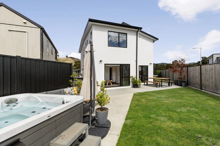 Photo of property in 14 Fitch Lane, Wallaceville, Upper Hutt, 5018