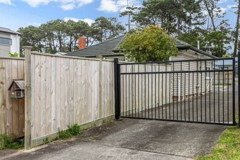 Photo of property in 141 Portage Road, New Lynn, Auckland, 0600