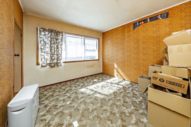 Photo of property in 4 Atkinson Avenue, Papatoetoe, Auckland, 2025