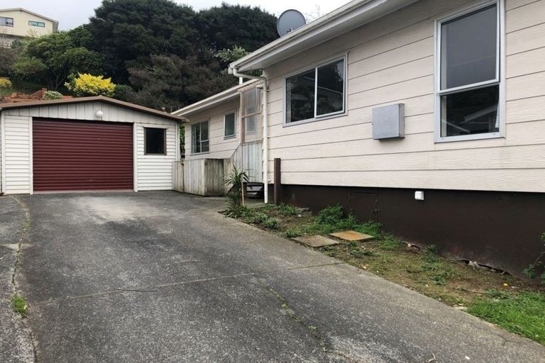 Photo of property in 57 Omapere Street, Whitby, Porirua, 5024