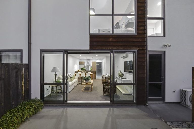 Photo of property in 477b Manchester Street, St Albans, Christchurch, 8014