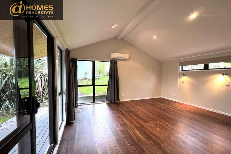 Photo of property in 1473 East Coast Road, Redvale, Albany, 0794