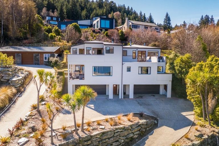 Photo of property in 20a Manchester Place, Queenstown, 9300
