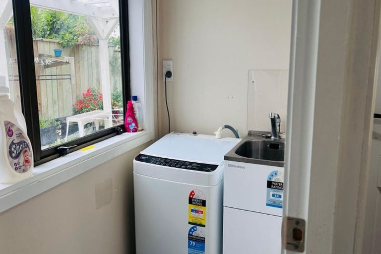 Photo of property in 25a Kenwyn Terrace, Newtown, Wellington, 6021