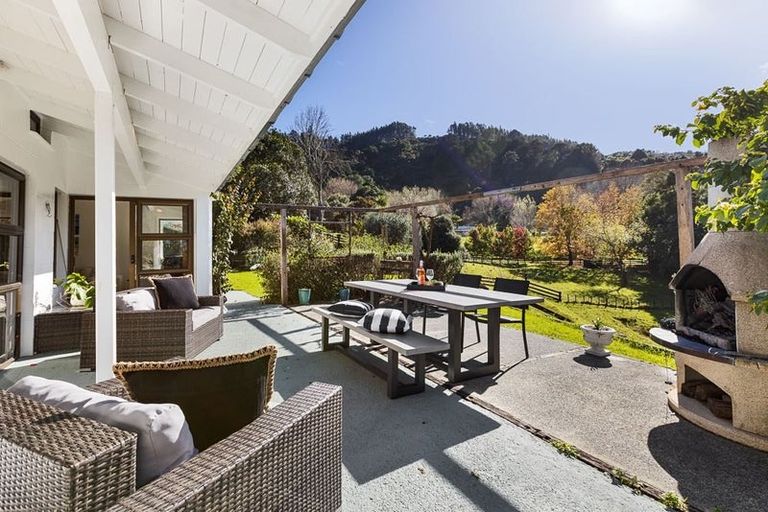 Photo of property in 101 Smith Road, Matakana, Warkworth, 0985