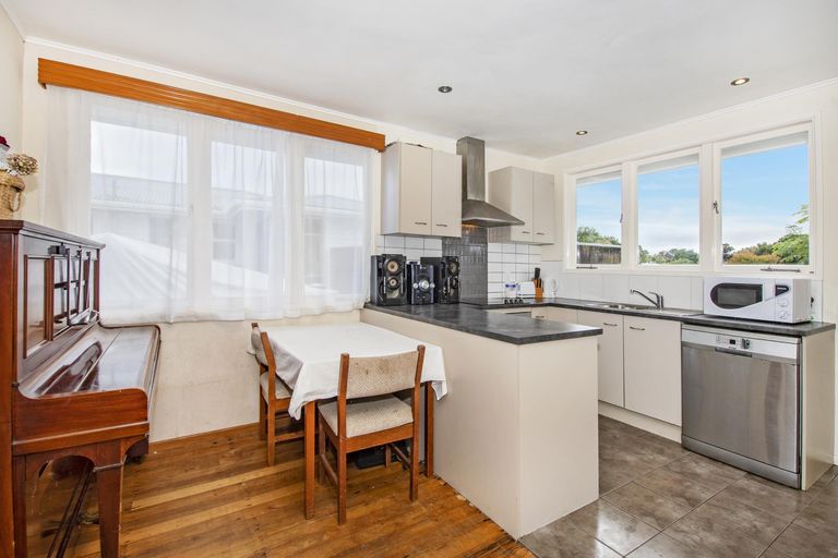 Photo of property in 20 Maire Street, Tikipunga, Whangarei, 0112