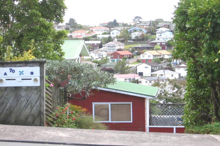 Photo of property in 1/70 Target Road, Totara Vale, Auckland, 0629