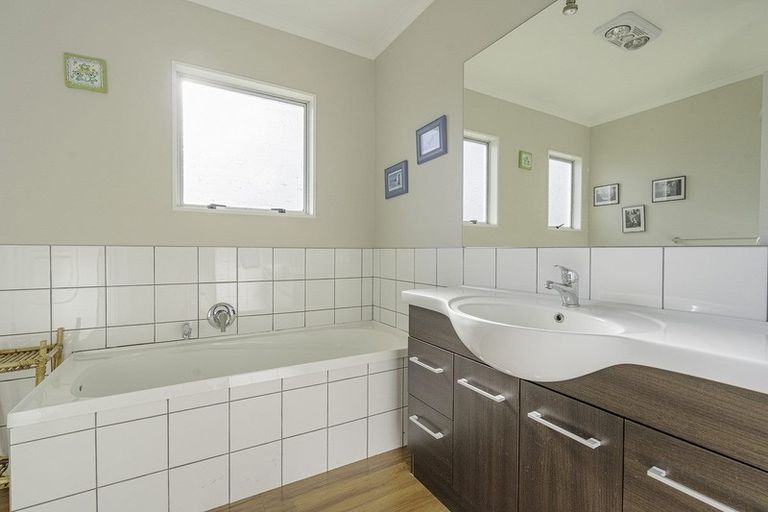 Photo of property in 11 Moore Street, Leamington, Cambridge, 3432