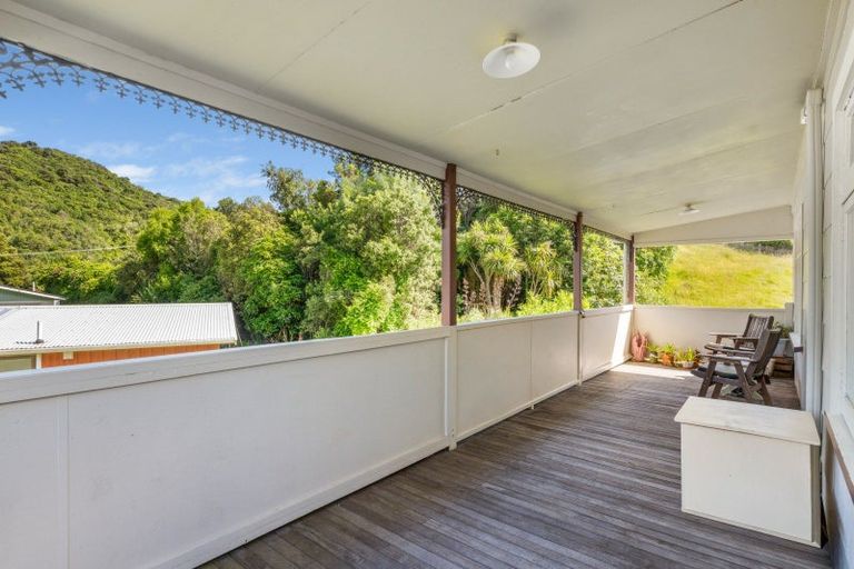 Photo of property in 95a Waikawa Road, Picton, 7220