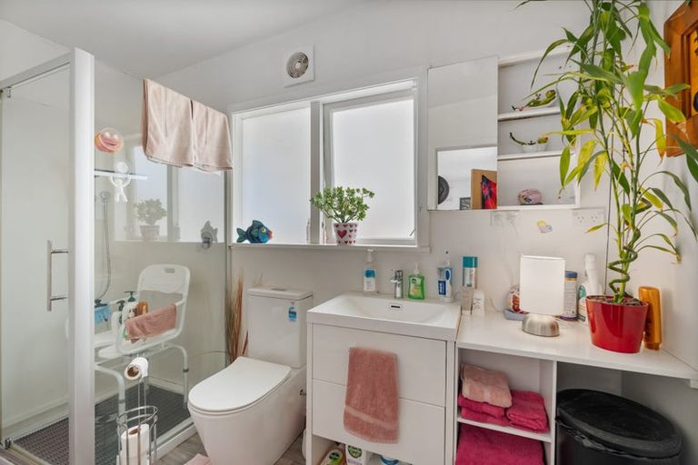 Photo of property in 23 Otaika Road, Woodhill, Whangarei, 0110
