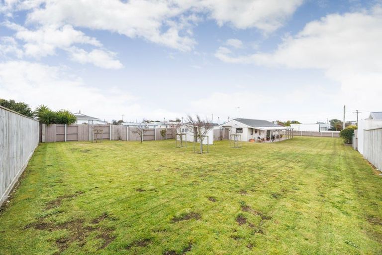 Photo of property in 55 Edinburgh Terrace, Foxton Beach, Foxton, 4815