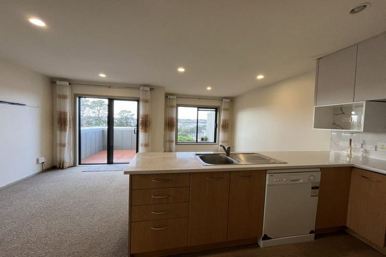 Photo of property in 12/17 Georgia Terrace, Albany, Auckland, 0632