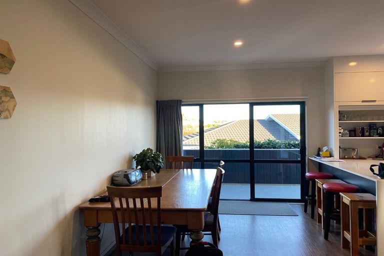 Photo of property in 73 Harvey Street, Waipahihi, Taupo, 3330