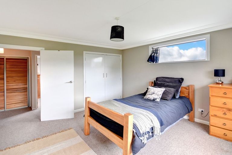 Photo of property in 20 Lynas Street, Outram, 9019