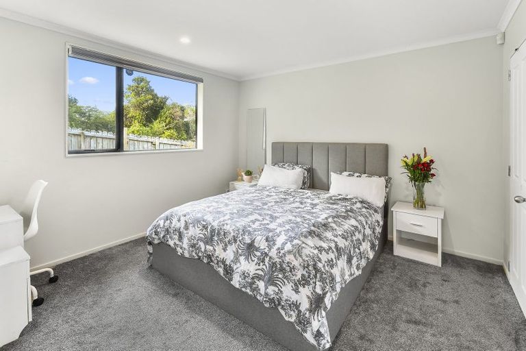 Photo of property in 17a Keri Vista Rise, Papakura, 2110