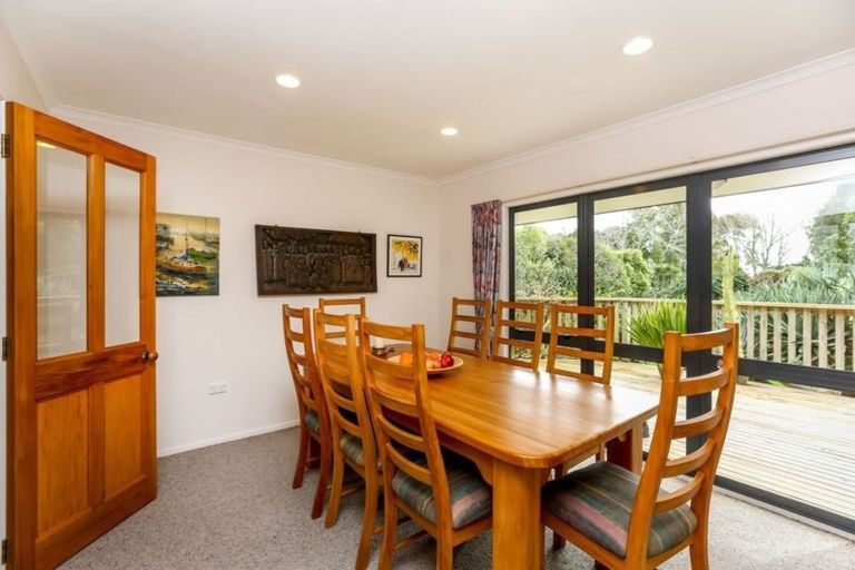 Photo of property in 16a Del Mar Place, Merrilands, New Plymouth, 4312