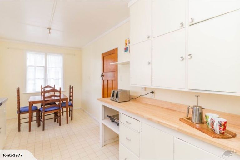 Photo of property in 32 Petherick Street, Taita, Lower Hutt, 5011
