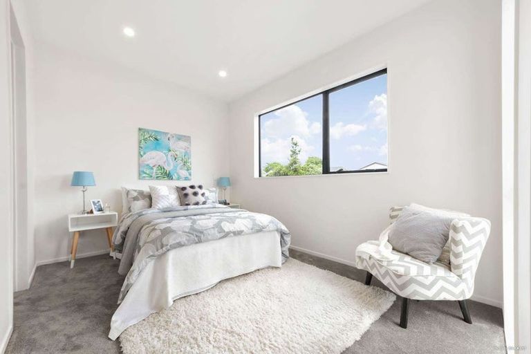 Photo of property in 17e Stanniland Street, Sunnyhills, Auckland, 2010