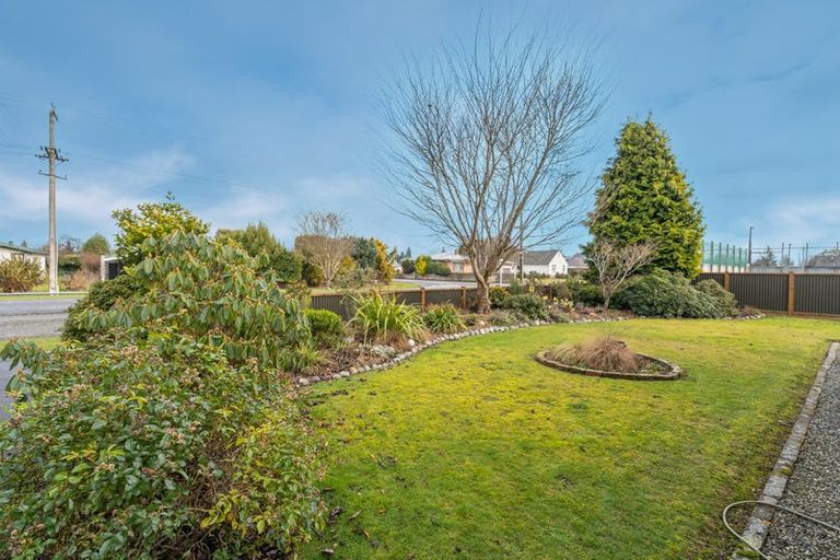 Photo of property in 24 Durham Street, Winton, 9720
