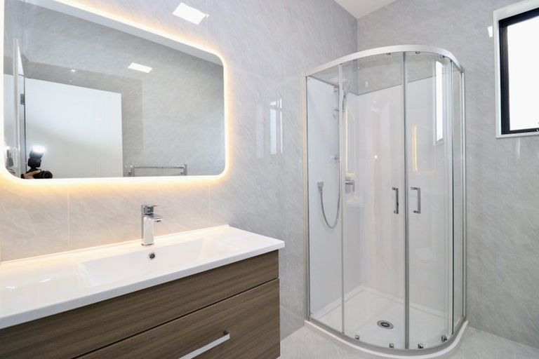 Photo of property in 14 Kaapehu Street, Karaka, 2578