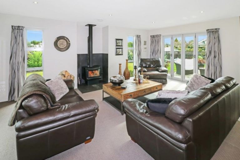 Photo of property in 134 Guy Street, Dannevirke, 4930