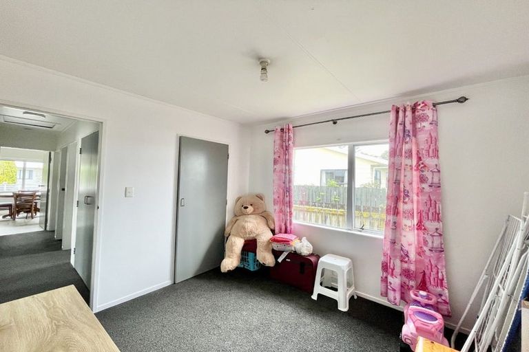 Photo of property in 14 Guy Avenue, Levin, 5510