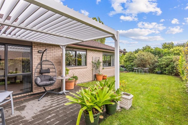 Photo of property in 6 Matuhi Street, Waikanae, 5036