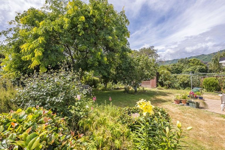 Photo of property in 71b Ngaio Road, Waikanae, 5036