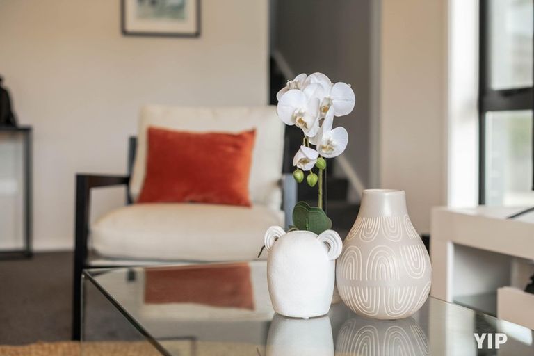 Photo of property in 130 Amesbury Drive, Churton Park, Wellington, 6037