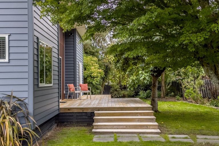 Photo of property in 8 Mahupuku Street, Greytown, 5712