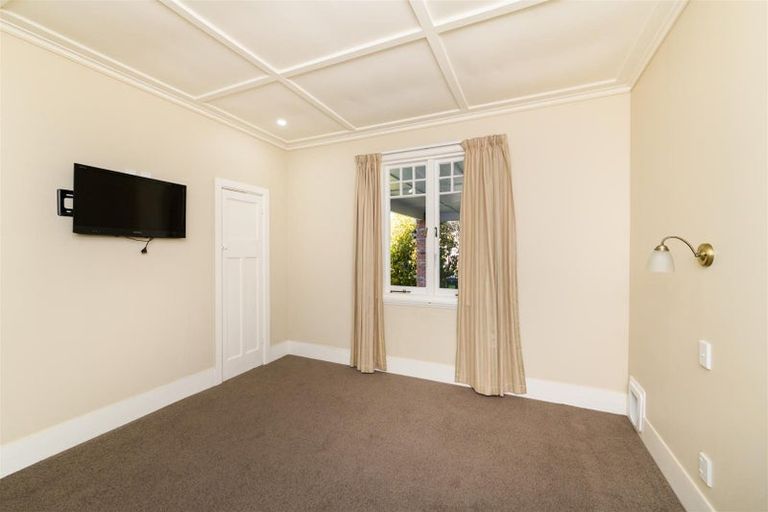 Photo of property in 18 Skerman Street, Marton, 4710