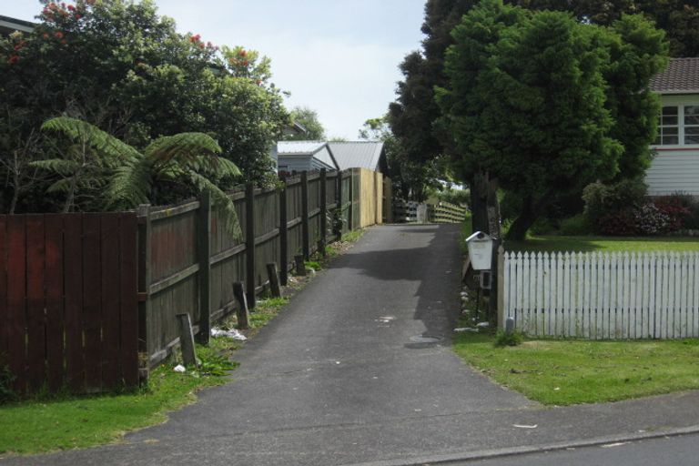 Photo of property in 2/18 Hoturoa Place, Manurewa, Auckland, 2102