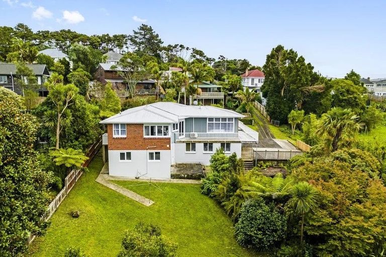 Photo of property in 180a Old Titirangi Road, New Lynn, Auckland, 0600
