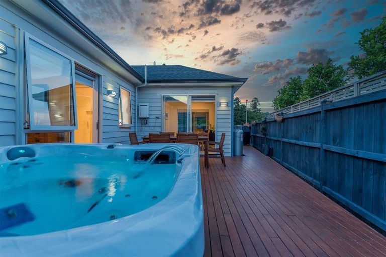 Photo of property in 20c Duke Street, Riverhead, 0820