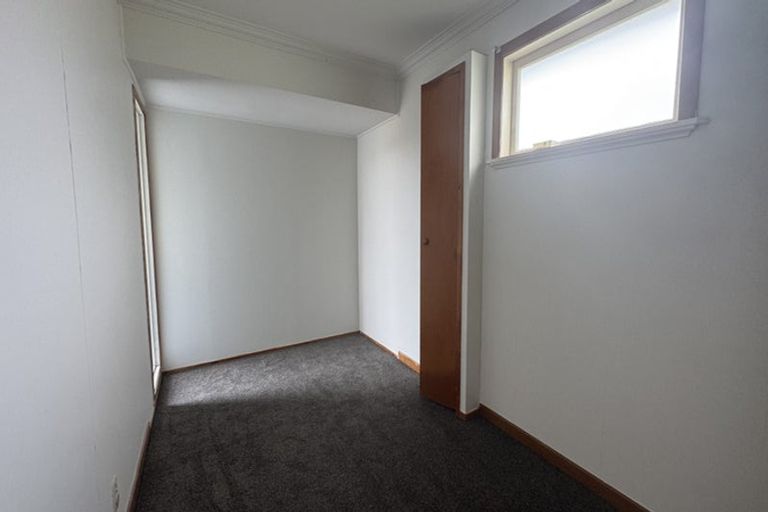 Photo of property in 7 Abbotleigh Avenue, Te Atatu Peninsula, Auckland, 0610
