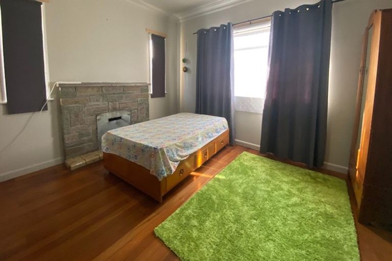 Photo of property in 100 Firth Street, Hamilton East, Hamilton, 3216