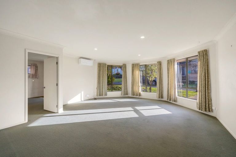 Photo of property in 11 Fresil Lane, Massey, Auckland, 0614