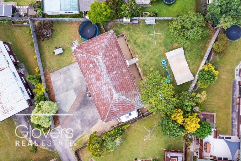 Photo of property in 10 Seabar Place, Glen Eden, Auckland, 0602